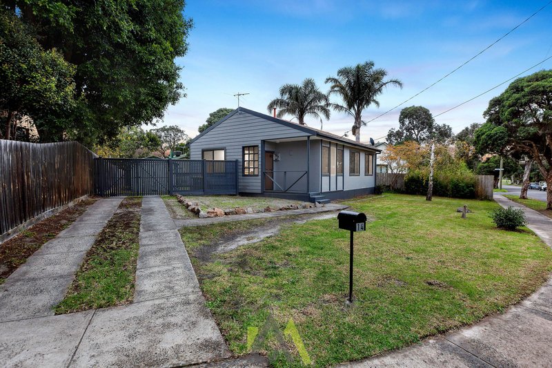 14 Longleaf Street, Frankston North VIC 3200