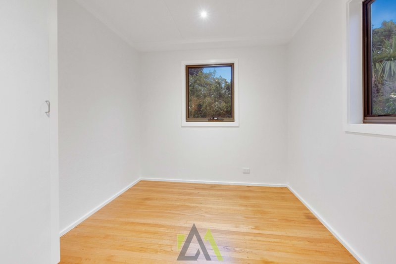 Photo - 14 Longleaf Street, Frankston North VIC 3200 - Image 7