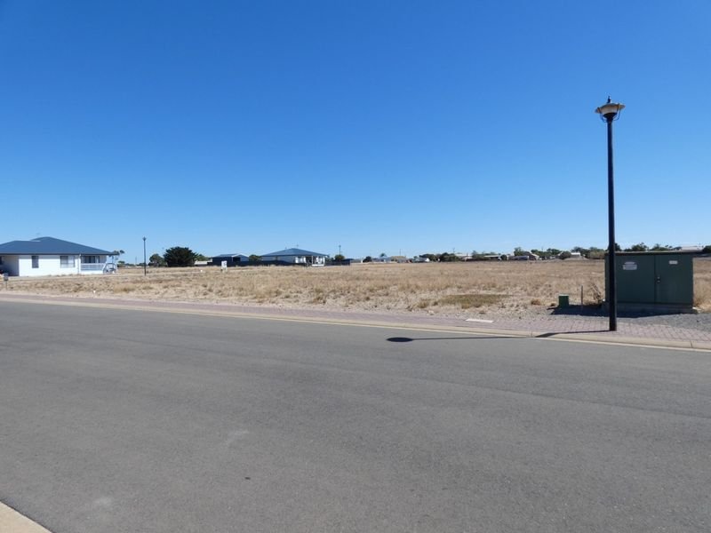 Photo - 14 ( Lot 32 ) Charles Carter Way, Edithburgh SA 5583 - Image 2