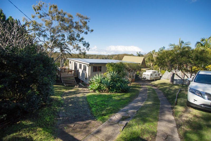 14 Lucas Avenue, Green Point NSW 2428