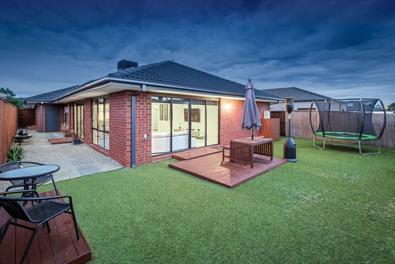 Photo - 14 Lucindale Road, Wollert VIC 3750 - Image 11