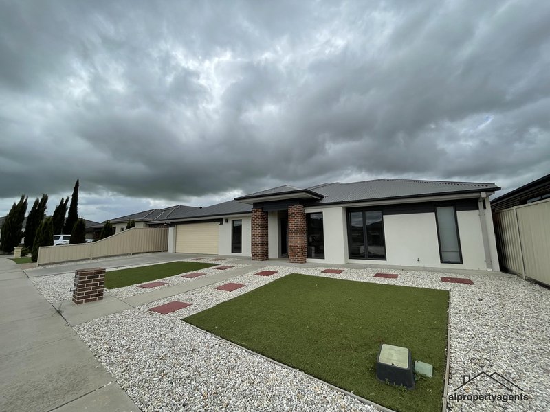 Photo - 14 Luker Street, Horsham VIC 3400 - Image 2