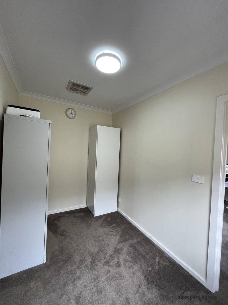 Photo - 14 Luker Street, Horsham VIC 3400 - Image 10