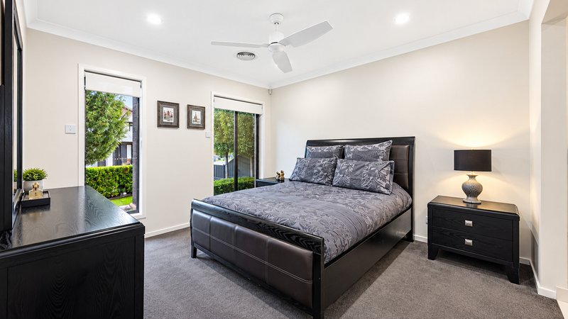 Photo - 14 Lunar Way, Fraser Rise VIC 3336 - Image 2