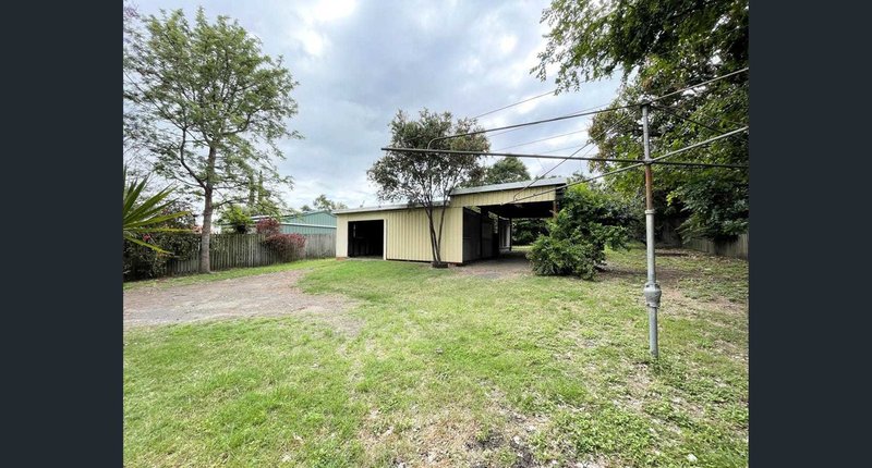 Photo - 1/4 Lusitania , Ipswich QLD 4305 - Image 2