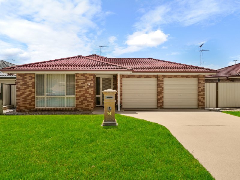 14 Lysander Avenue, Rosemeadow NSW 2560