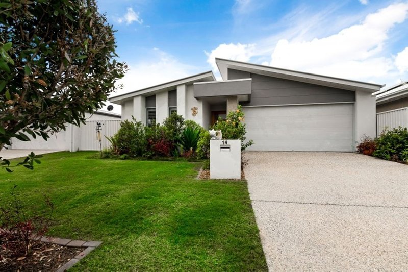 14 Maclamond Drive, Pelican Waters QLD 4551