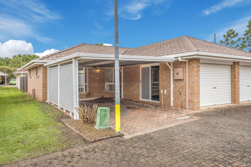 Photo - 14 Maddalon Court, Brendale QLD 4500 - Image 2