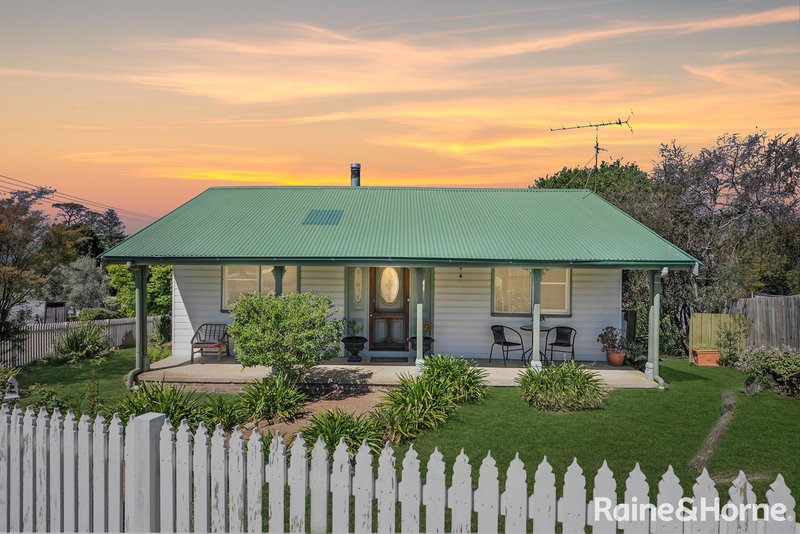 14 Madeline Street, Hill Top NSW 2575