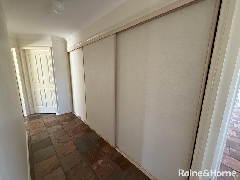 Photo - 1/4 Madison Way, Orange NSW 2800 - Image 20