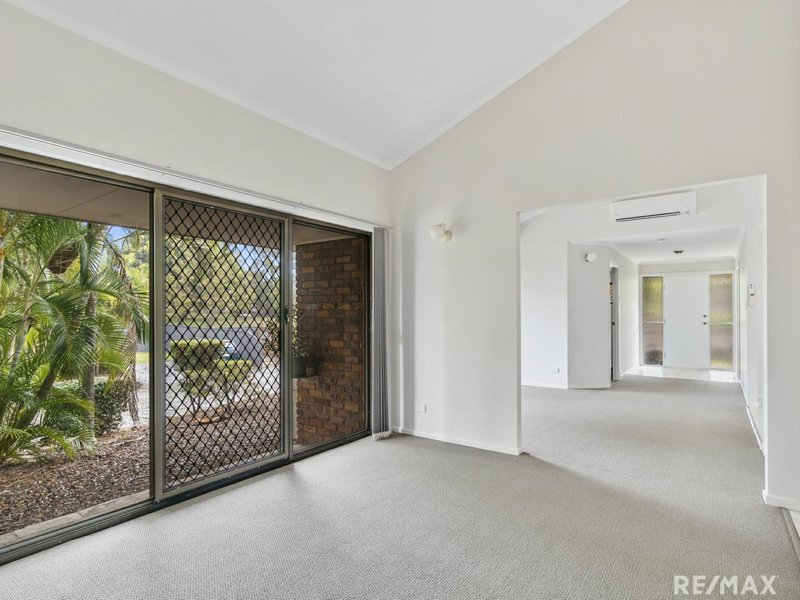 Photo - 1/4 Madsen Place, Southport QLD 4215 - Image 2