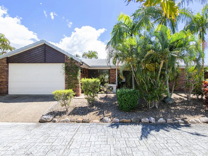 Photo - 1/4 Madsen Place, Southport QLD 4215 - Image 16