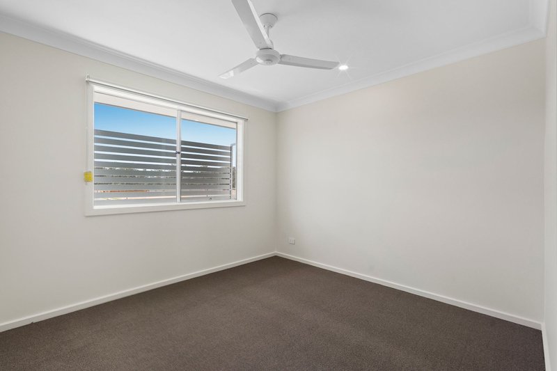 Photo - 14 Magenta Street, Greenbank QLD 4124 - Image 11