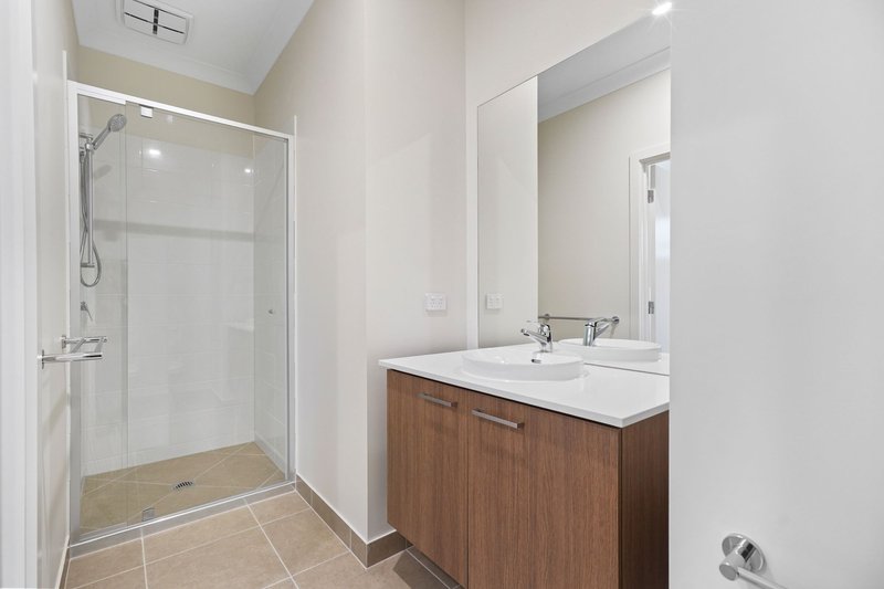 Photo - 14 Magenta Street, Greenbank QLD 4124 - Image 15