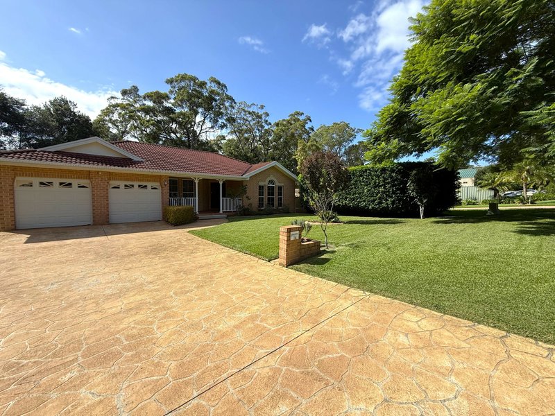 14 Magnolia Grove, Bomaderry NSW 2541