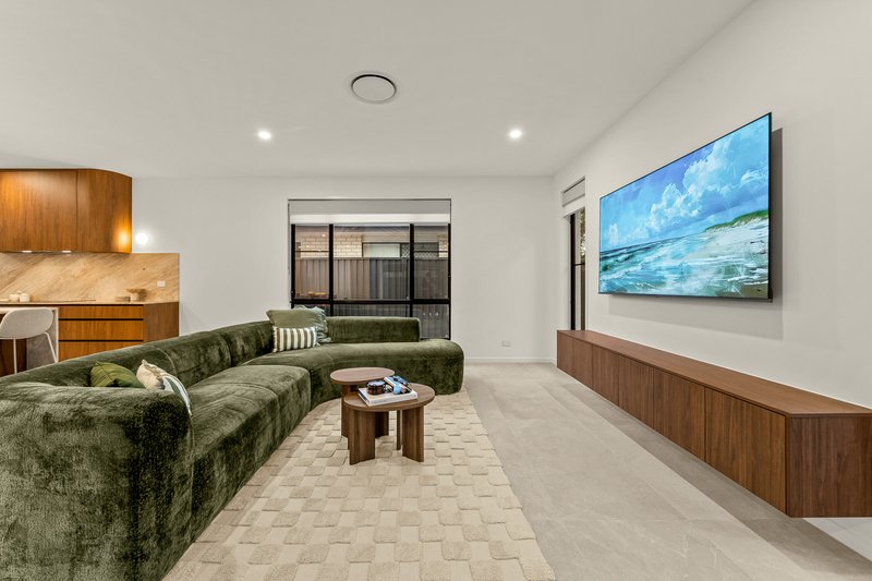 Photo - 14 Magnolia Street, Pallara QLD 4110 - Image 6
