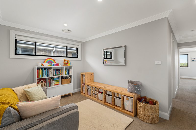 Photo - 14 Maineanjou Street, Box Hill NSW 2765 - Image 9