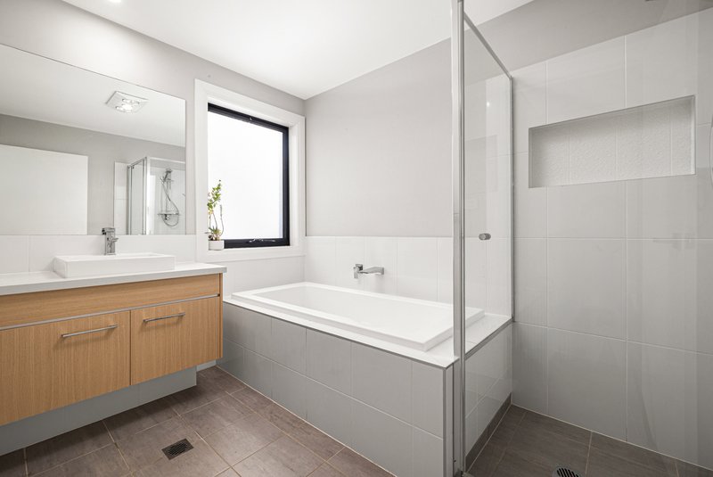 Photo - 14 Maineanjou Street, Box Hill NSW 2765 - Image 15