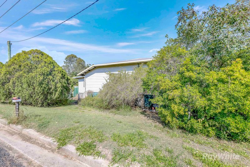 Photo - 14 Manning Street, Gin Gin QLD 4671 - Image 11
