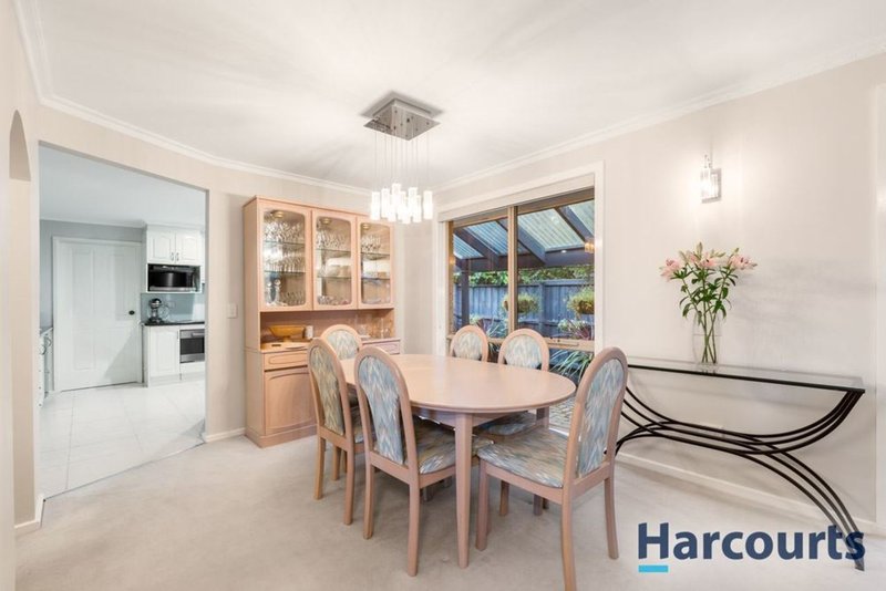 Photo - 14 Mariemont Avenue, Wantirna VIC 3152 - Image 4