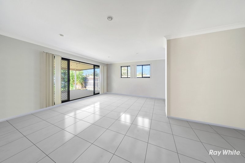 Photo - 14 Marigold Avenue, Regents Park QLD 4118 - Image 2