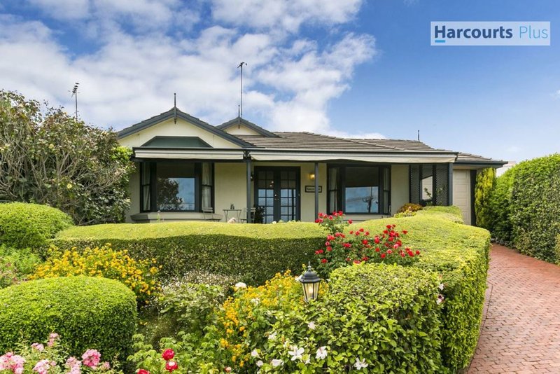 Photo - 14 Marine Avenue, Hallett Cove SA 5158 - Image 2