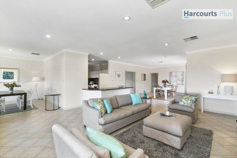 Photo - 14 Marine Avenue, Hallett Cove SA 5158 - Image 5