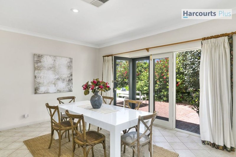 Photo - 14 Marine Avenue, Hallett Cove SA 5158 - Image 7