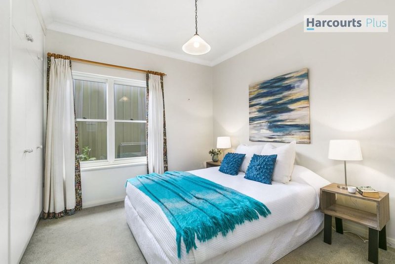 Photo - 14 Marine Avenue, Hallett Cove SA 5158 - Image 10