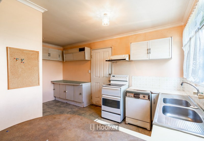 Photo - 14 Marisa Street, Marsden QLD 4132 - Image 5