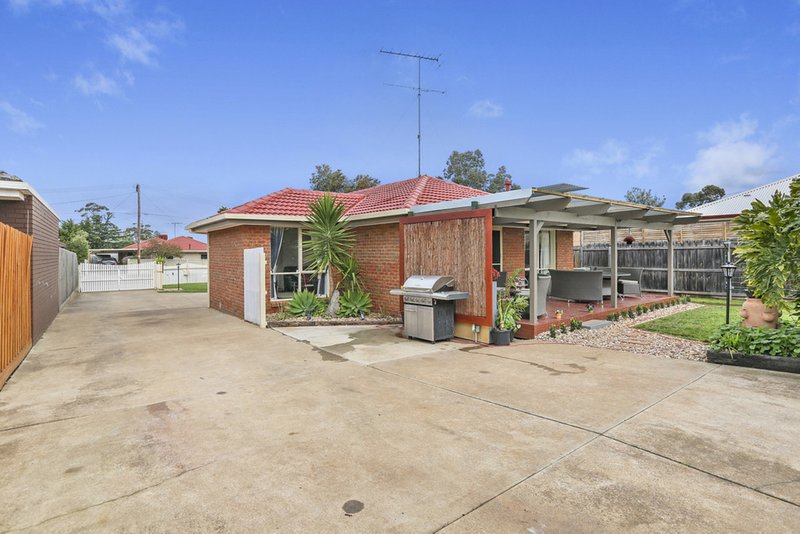 Photo - 14 Mark Street, Lara VIC 3212 - Image 10