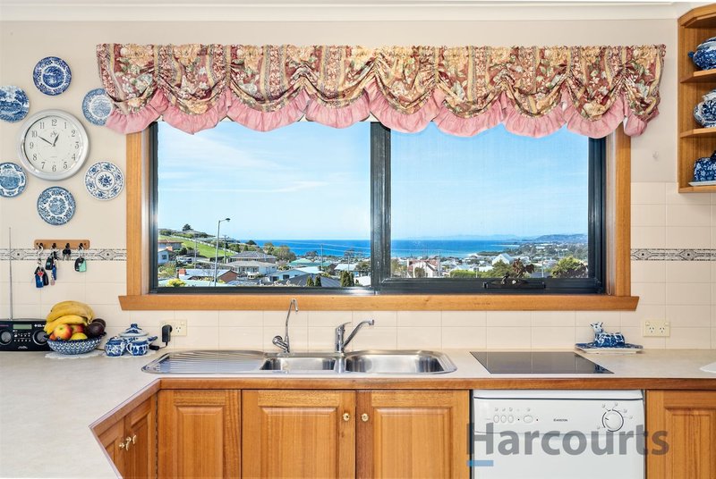 Photo - 14 Markm Court, West Ulverstone TAS 7315 - Image 6