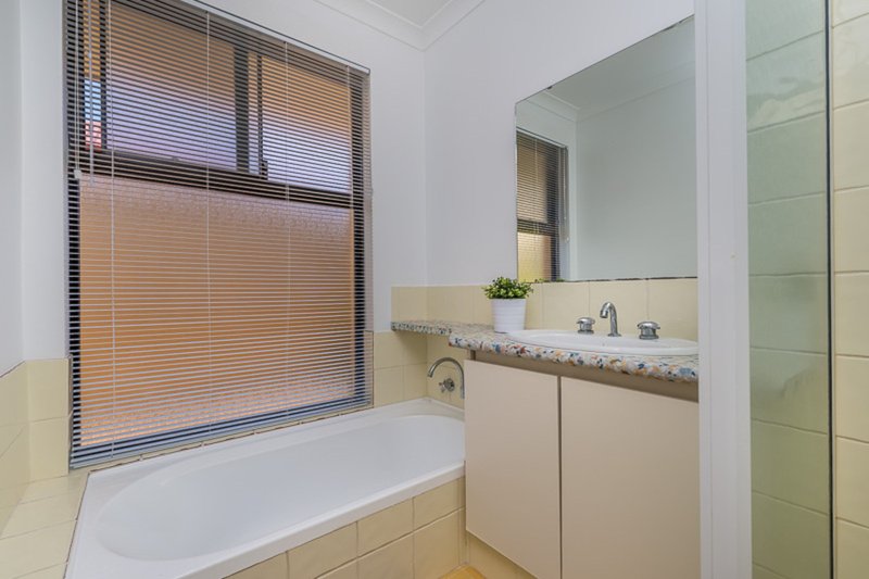 Photo - 14 Marriot Turn, Currambine WA 6028 - Image 21