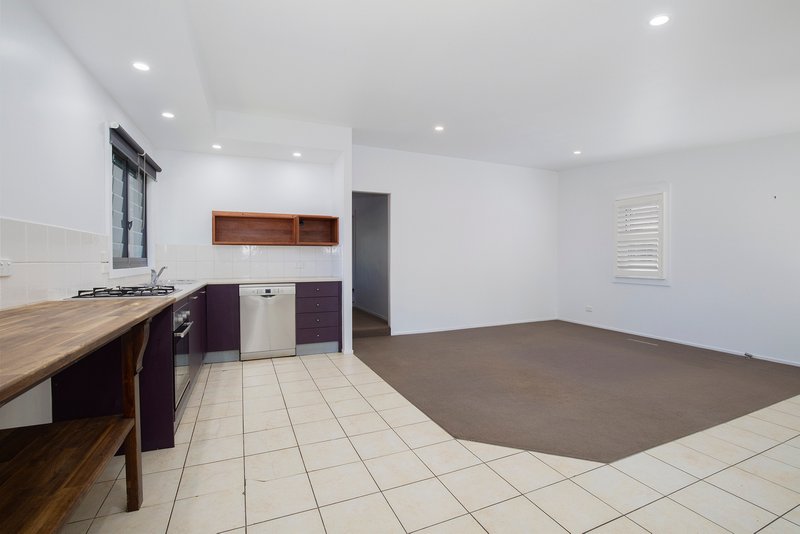 Photo - 14 Marsden Street, Carrington NSW 2294 - Image 4