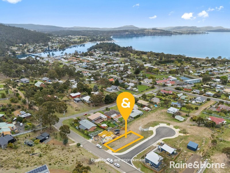 Photo - 14 Mary Street, Orford TAS 7190 - Image 2