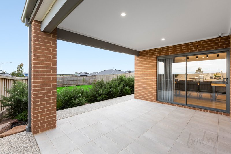 Photo - 14 Masters Crescent, Mambourin VIC 3024 - Image 22