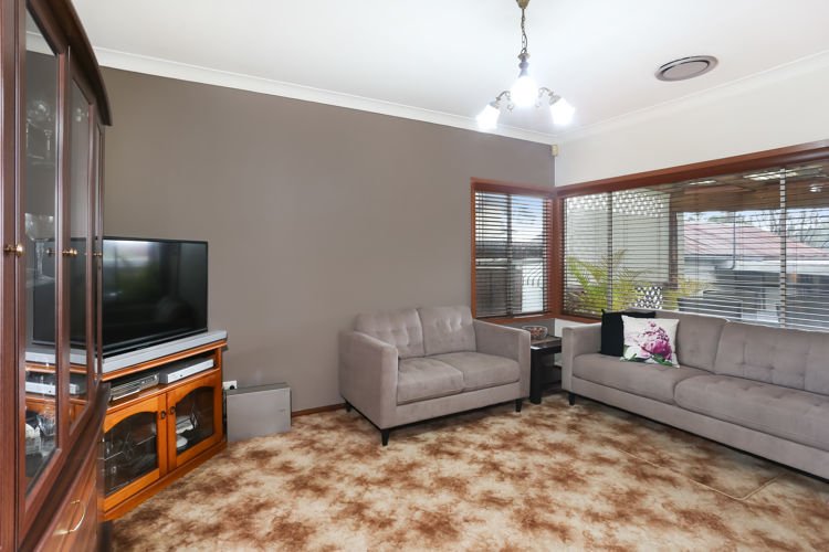 Photo - 14 Matthes Street, Yennora NSW 2161 - Image 3