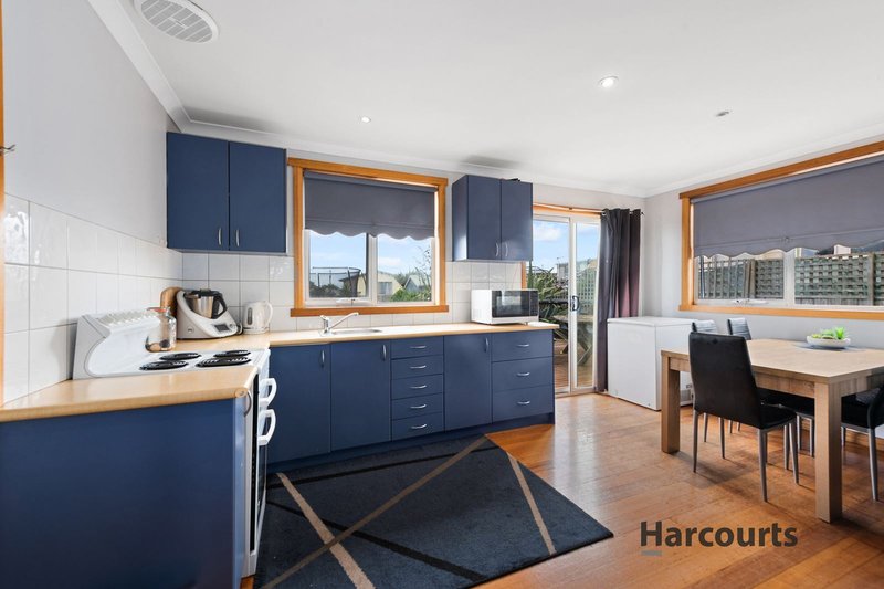 Photo - 14 Maxfield Court, Devonport TAS 7310 - Image 2