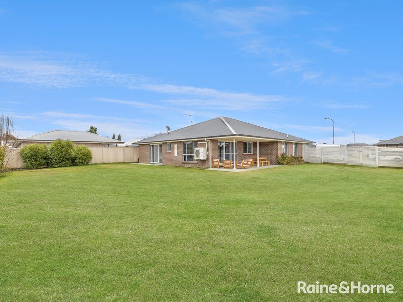 Photo - 14 Maxwell Drive, Eglinton NSW 2795 - Image 15