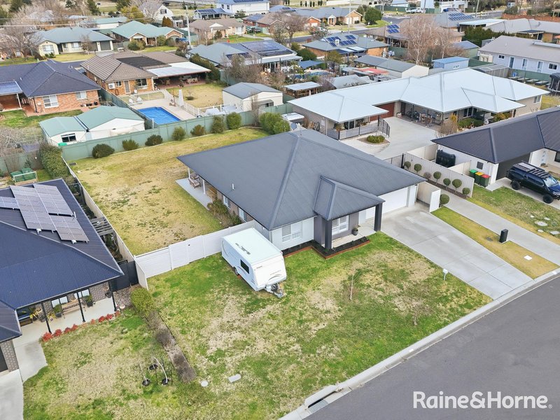 Photo - 14 Maxwell Drive, Eglinton NSW 2795 - Image 19
