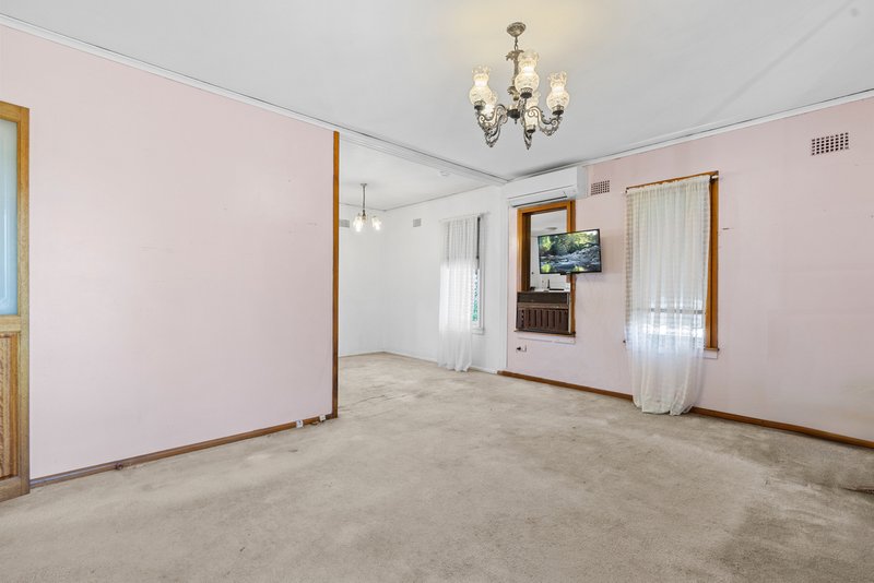 Photo - 14 Maxwells Avenue, Ashcroft NSW 2168 - Image 3
