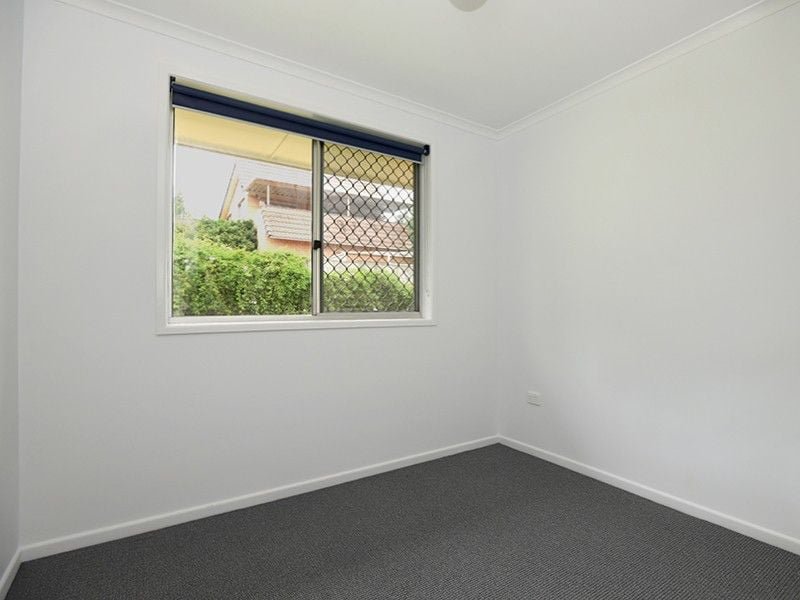 Photo - 1/4 Mcallister Court, East Toowoomba QLD 4350 - Image 6