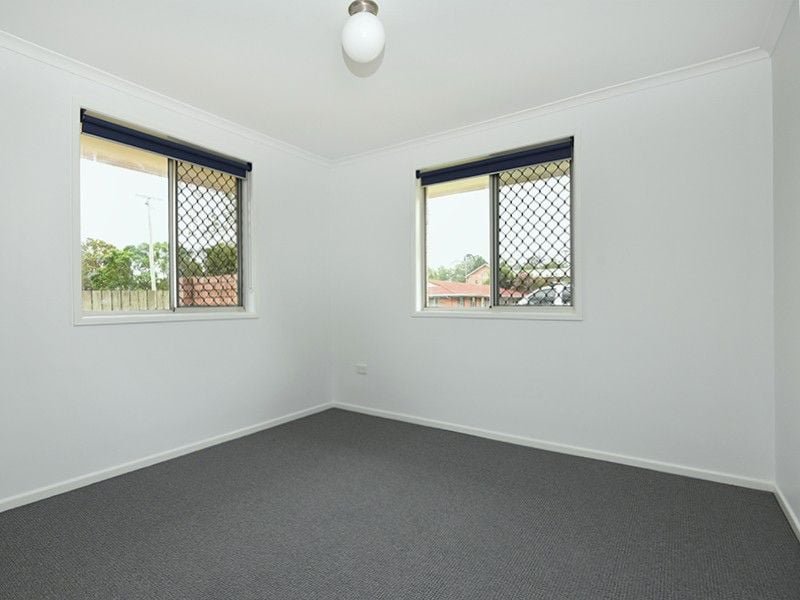 Photo - 1/4 Mcallister Court, East Toowoomba QLD 4350 - Image 7