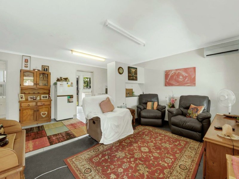 Photo - 14 Mccann Street, South Gladstone QLD 4680 - Image 3