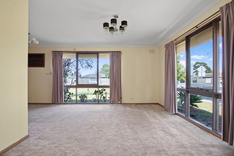 Photo - 14 Mcdonalds Road, Epping VIC 3076 - Image 2