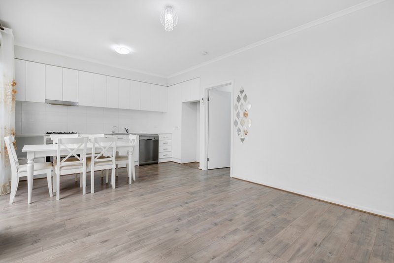 Photo - 14 Mcinness Place, Munno Para SA 5115 - Image 6