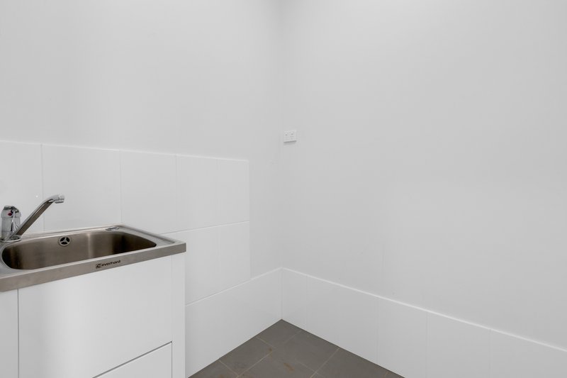 Photo - 14 Mcinness Place, Munno Para SA 5115 - Image 18