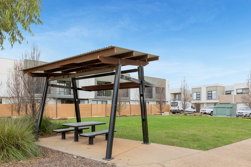 Photo - 14 Mcinness Place, Munno Para SA 5115 - Image 22