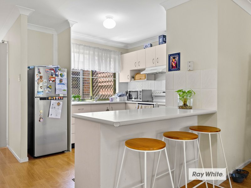 Photo - 14 Mckenzie Place, Forest Lake QLD 4078 - Image 6