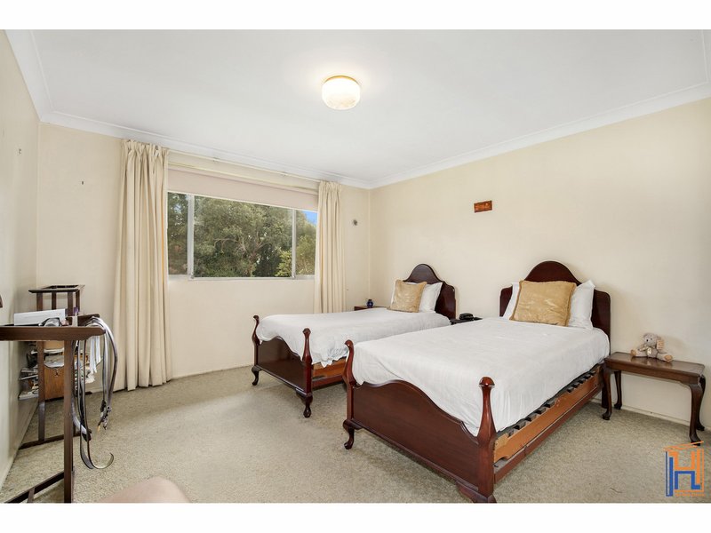 Photo - 14 Mckeon Avenue, Armidale NSW 2350 - Image 4